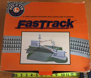 Lionel FasTrack Grade Crossing Gates and Flashers