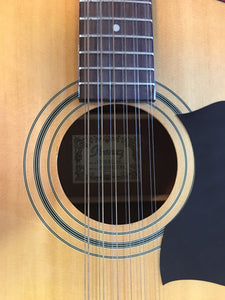 Guitar Ibanez V7012-NT 12 string